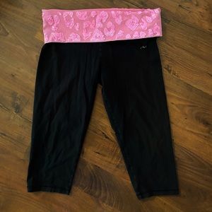 Victoria’s Secret Pink Capris